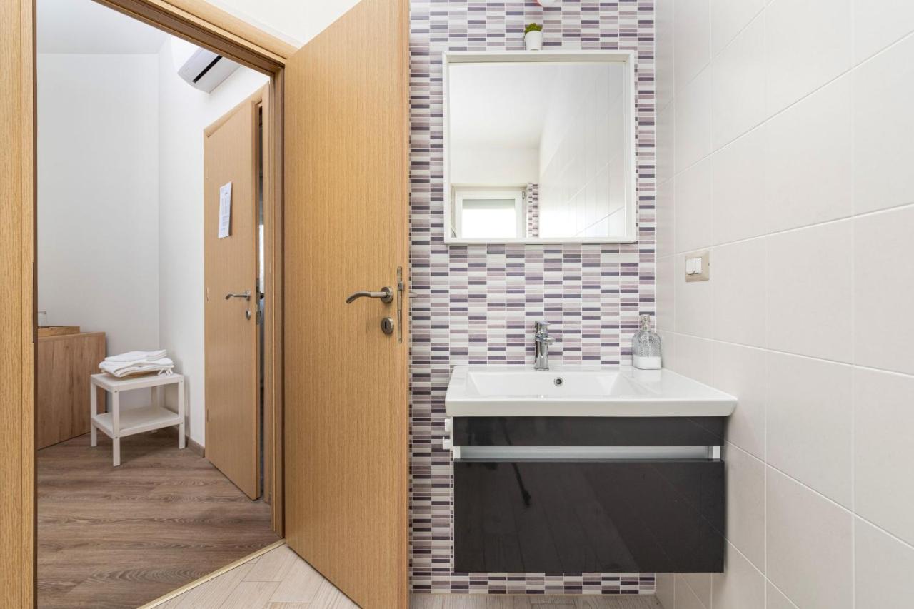 Rooms Karolina Funtana Eksteriør billede