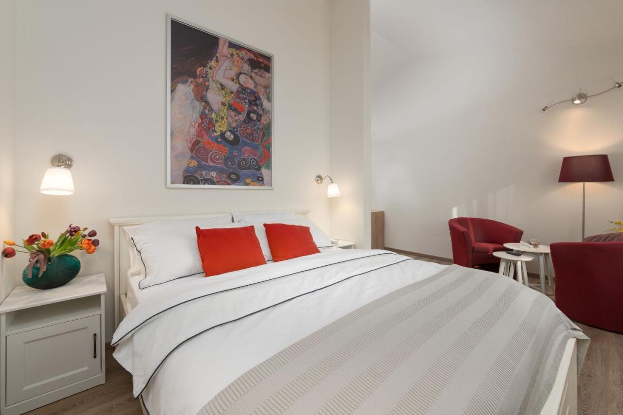 Rooms Karolina Funtana Eksteriør billede